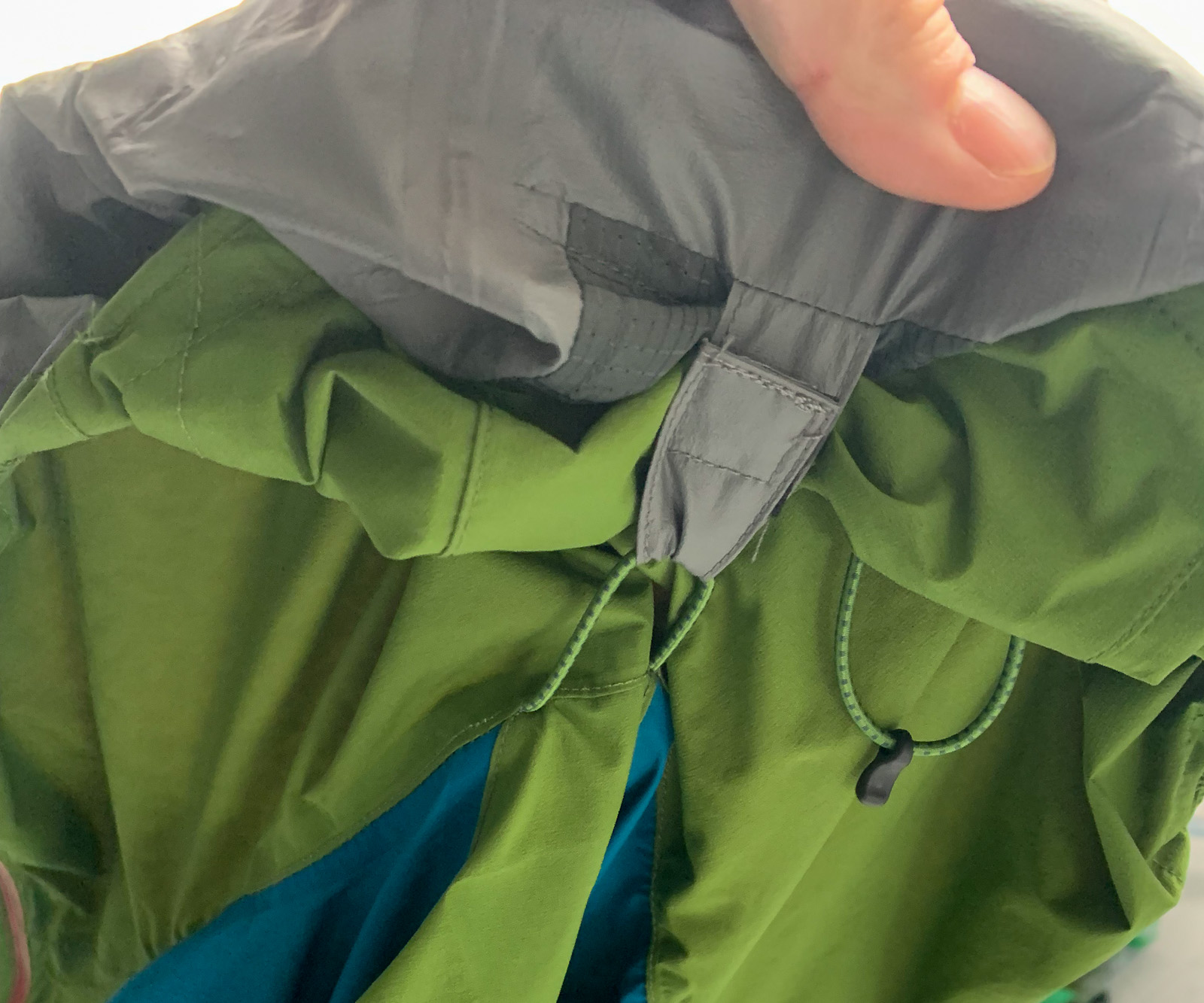 Die Kapuze der La Sportiva Run JKT